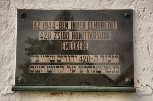 Szent István Otthonház Holocaust emléktáblája 2